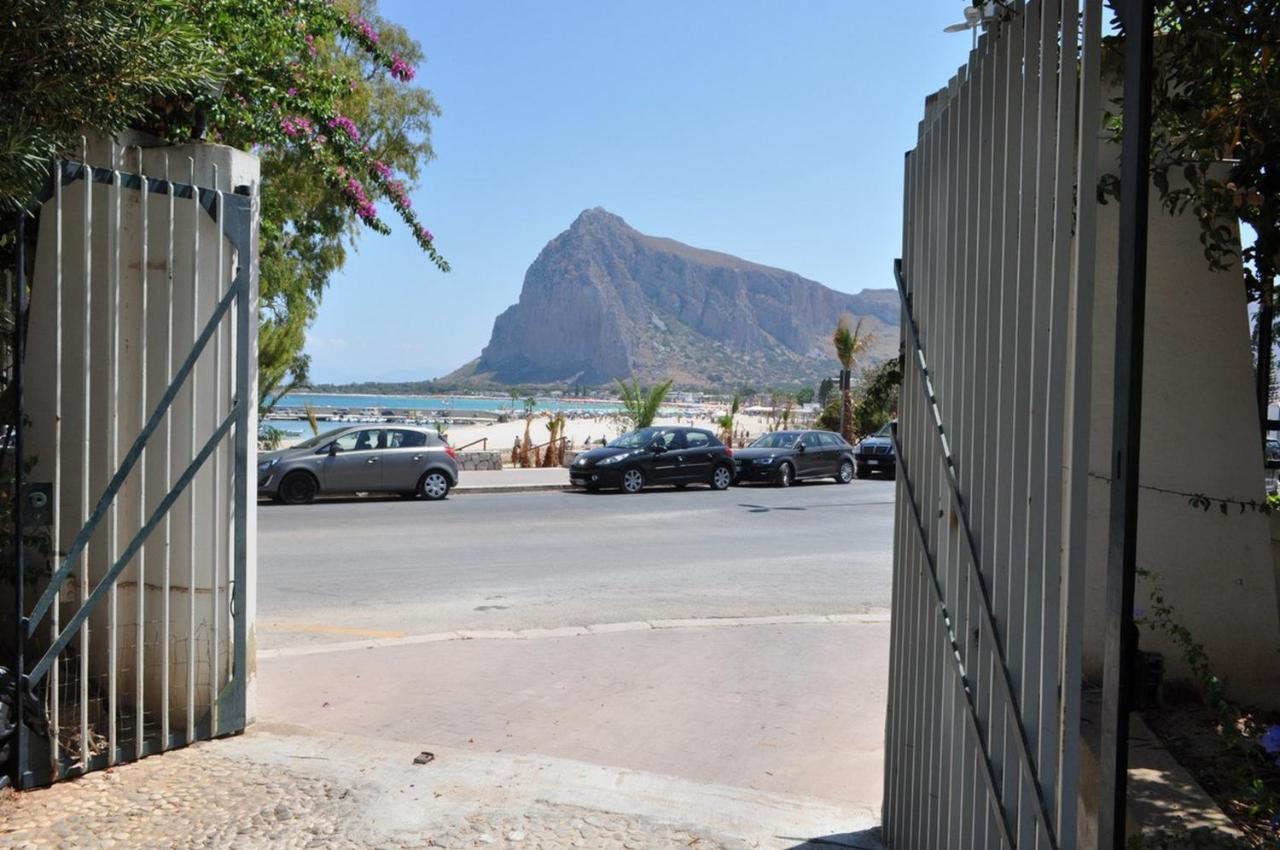 Villa Faro a pochi passi dalla spiaggia San Vito Lo Capo Esterno foto